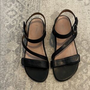 Aetrex Black Strappy Sandals